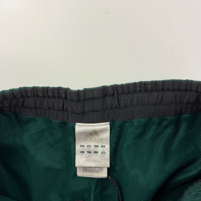 Adidas Shorts (M)