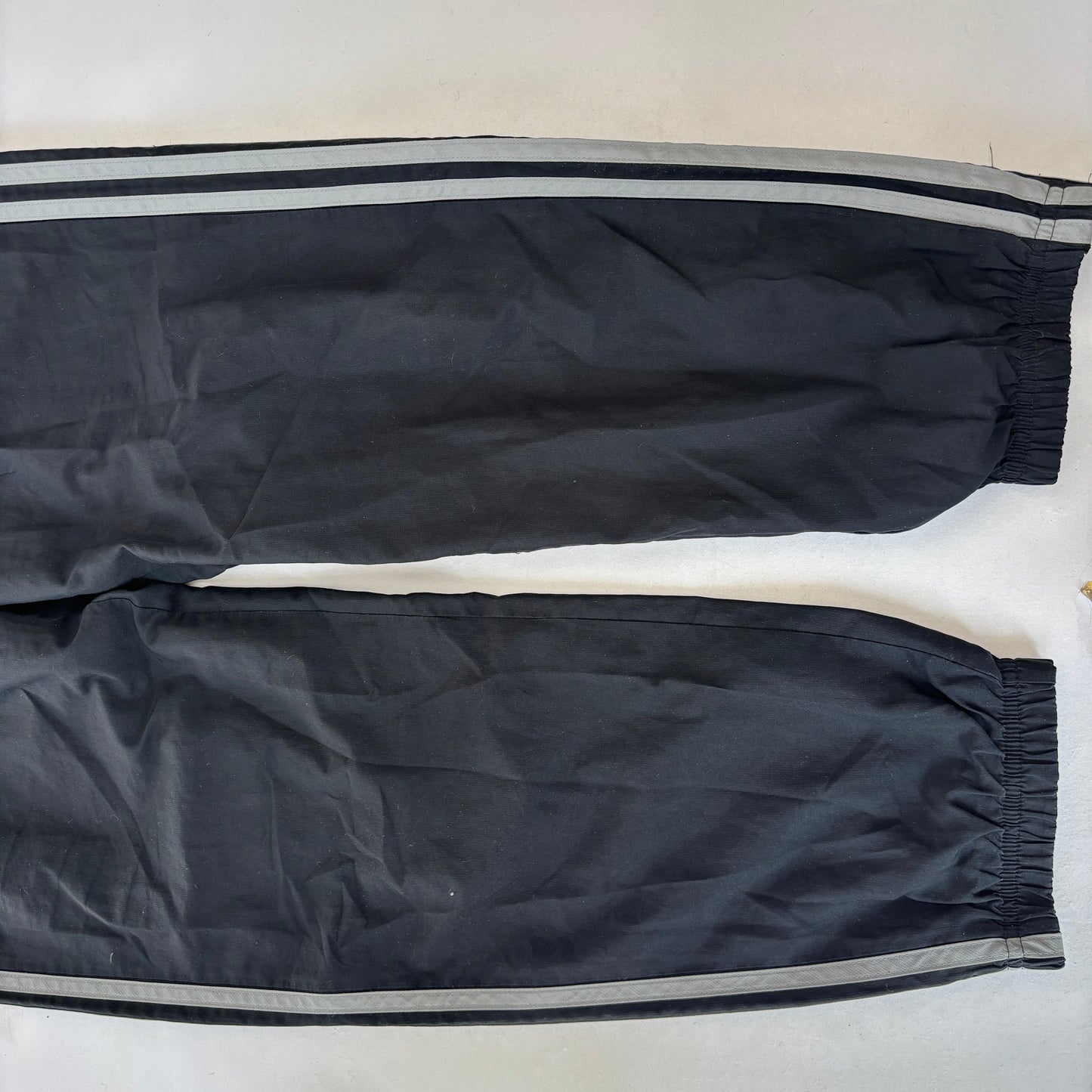 Vintage Adidas AC Milan Trackpants (XS)