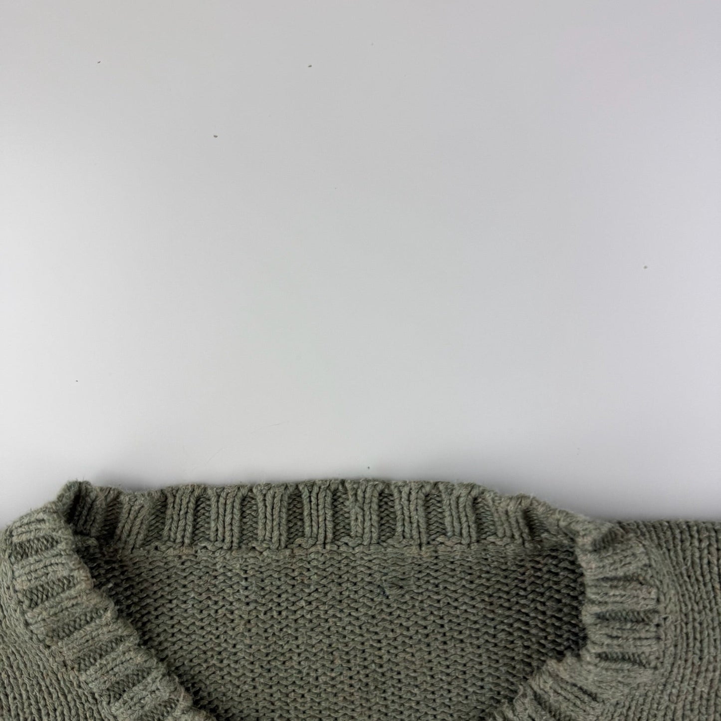 Ralph Lauren Pulli (L)
