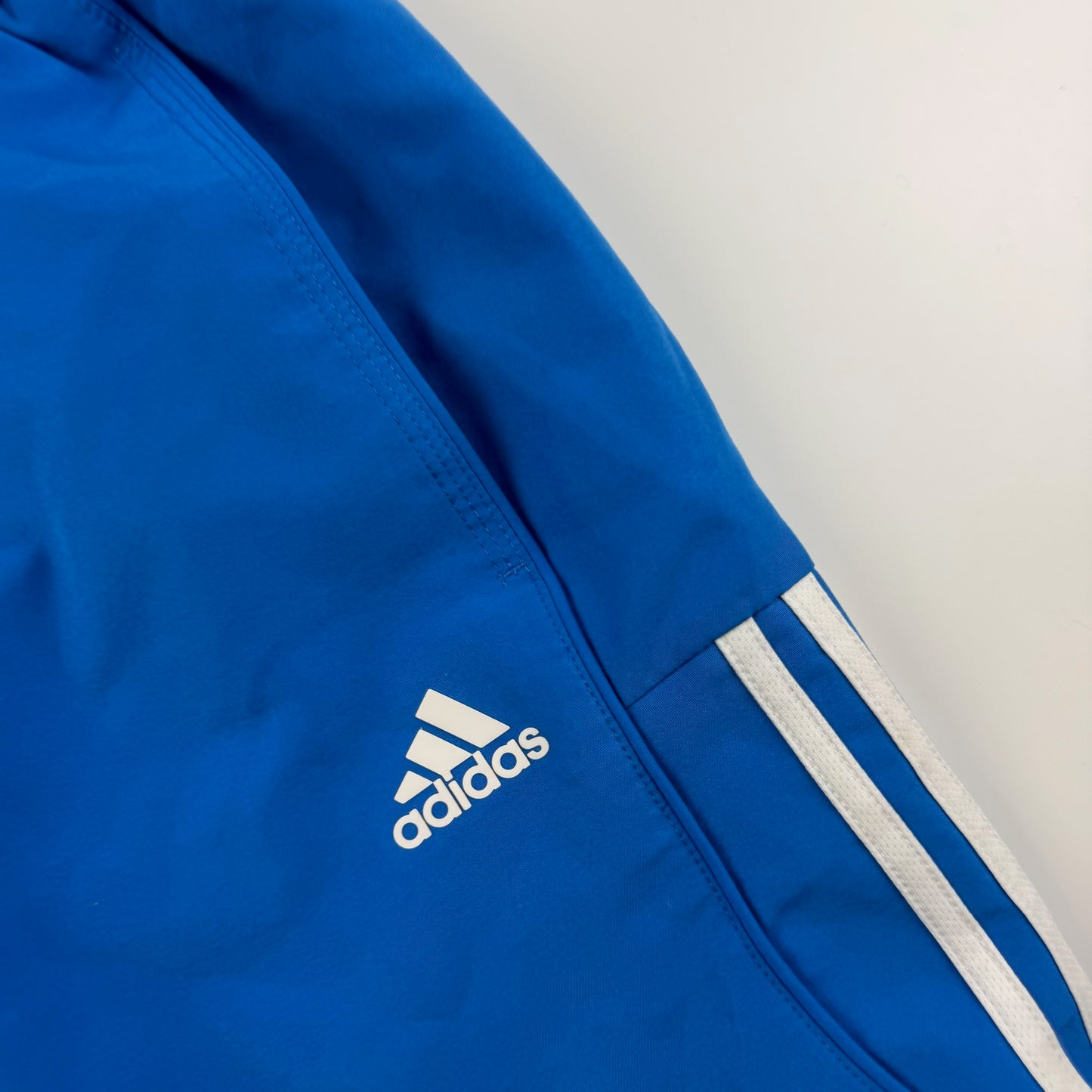 Adidas Shorts (S)