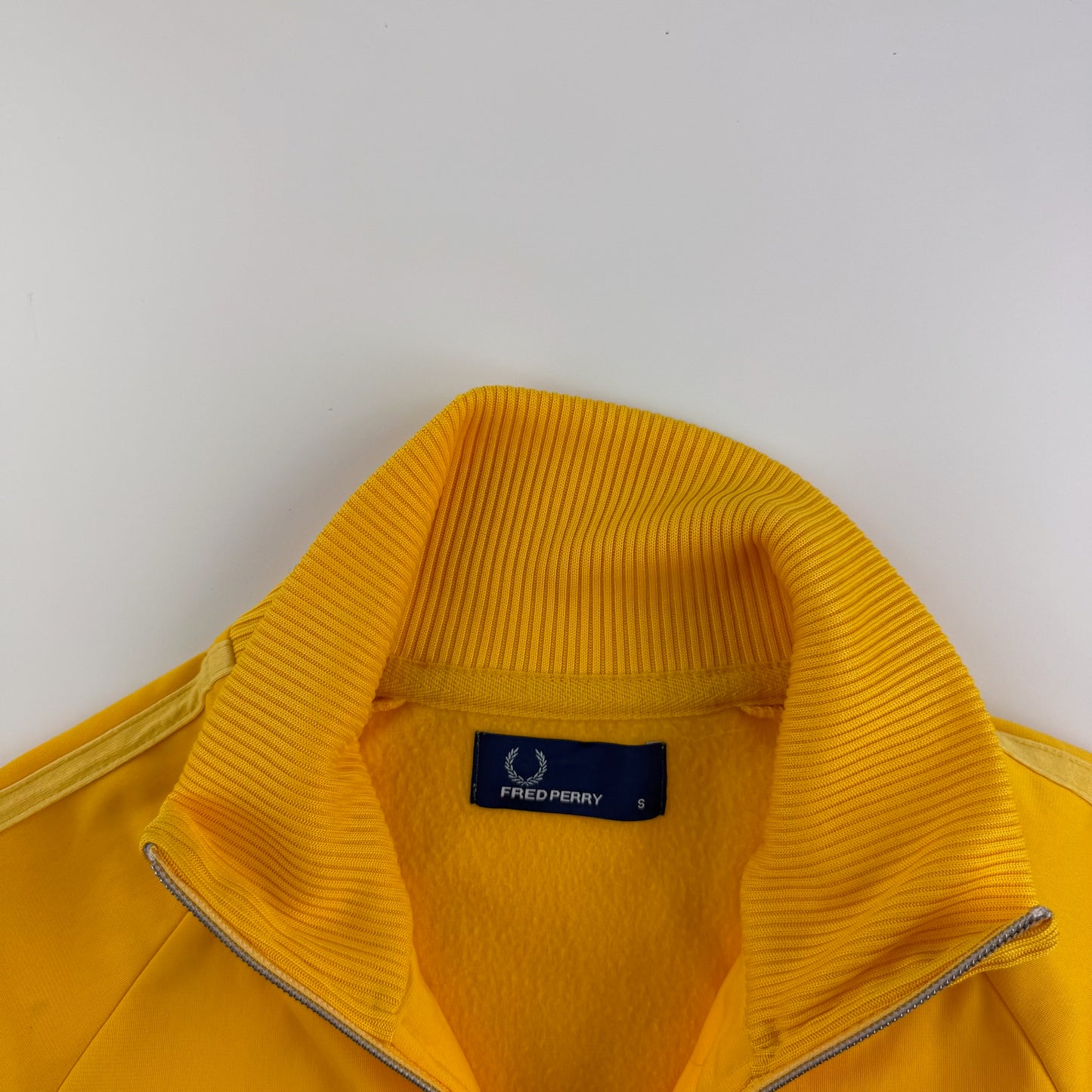 Fred Perry Trackjacket (S)