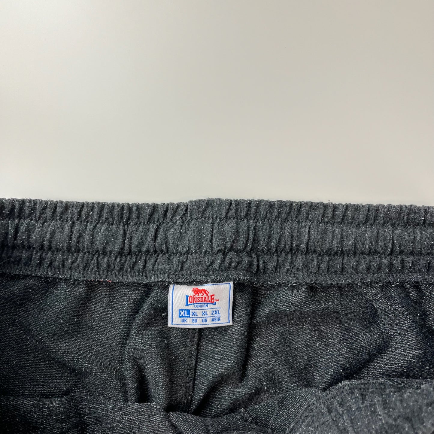 Lonsdale Joggers (XL)