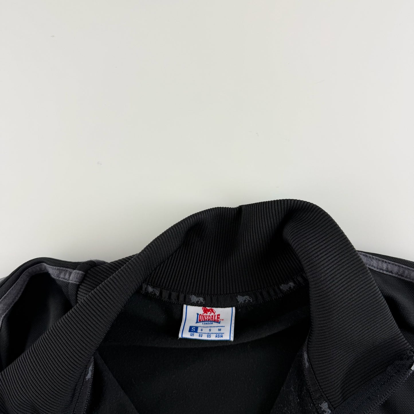 Lonsdale Trackjacket (M)