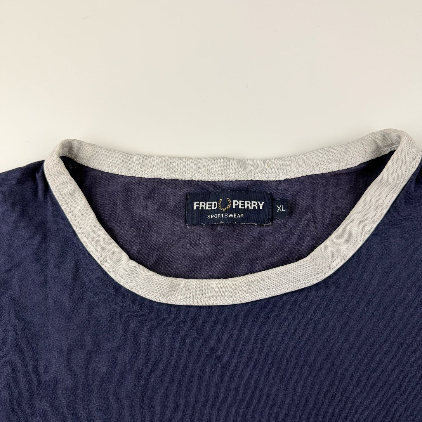 Fred Perry T-Shirt (XL)